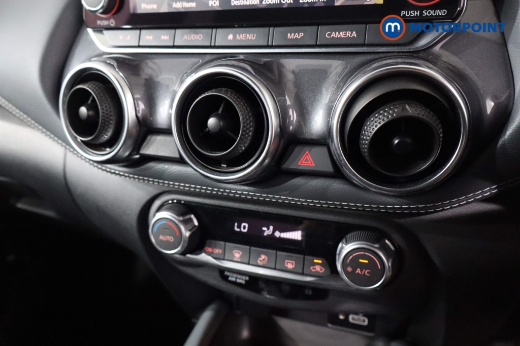 Nissan Juke N-Connecta Manual Petrol SUV - Stock Number (1556754) - 14th supplementary image
