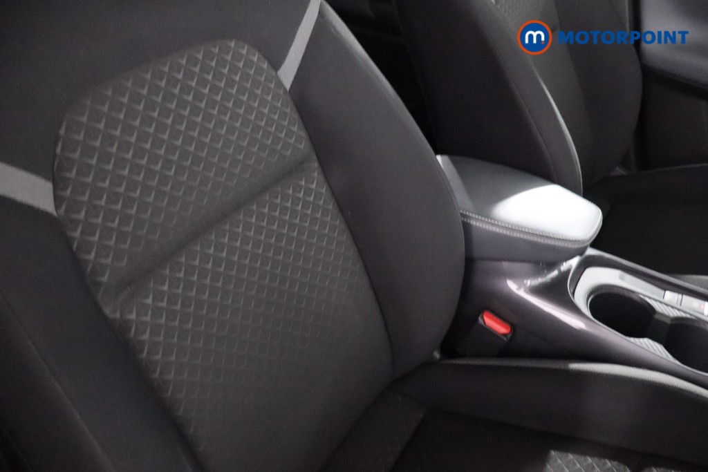 Nissan Juke N-Connecta Manual Petrol SUV - Stock Number (1556754) - 23rd supplementary image