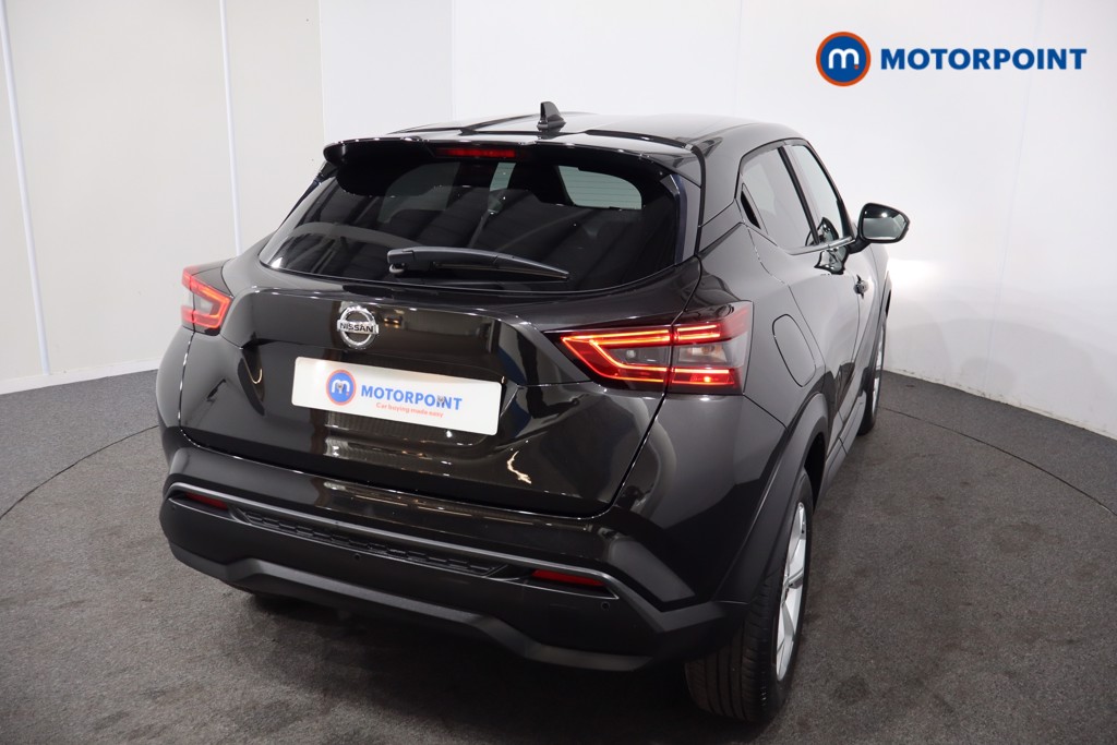 Nissan Juke N-Connecta Manual Petrol SUV - Stock Number (1556754) - 28th supplementary image