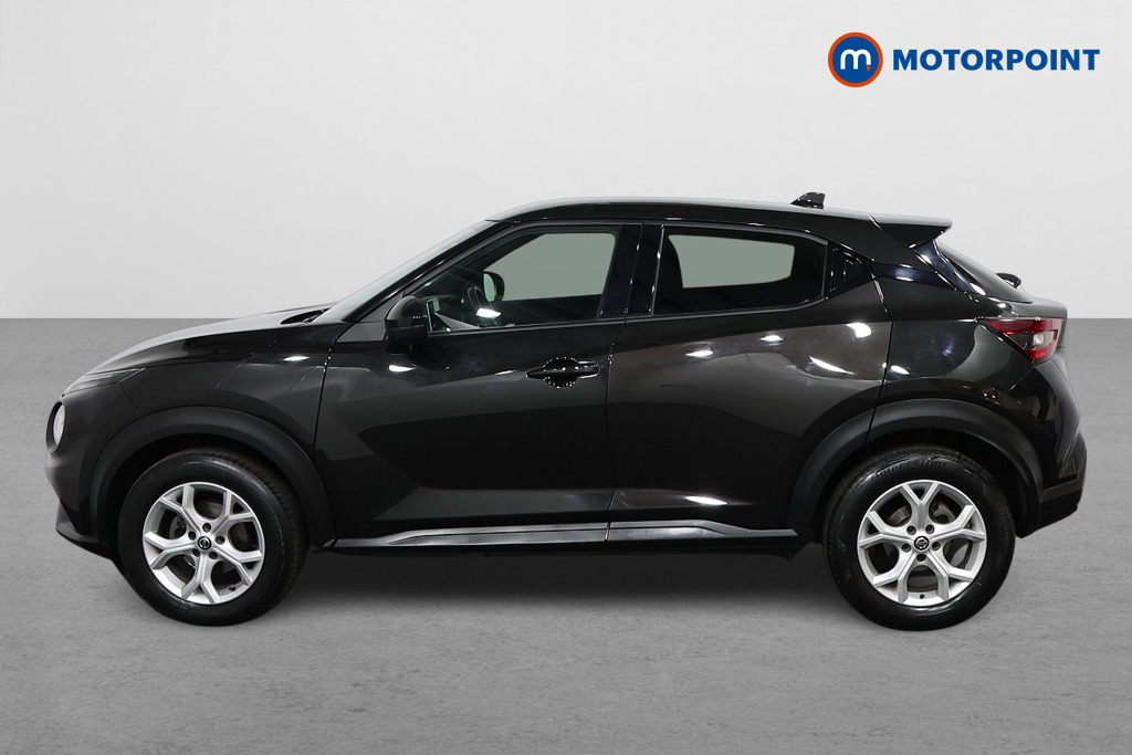 Nissan Juke N-Connecta Manual Petrol SUV - Stock Number (1556754) - Passenger side