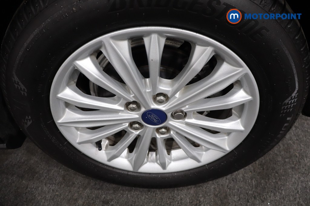 Ford Focus Titanium Manual Petrol Hatchback - Stock Number (1559026) - 9th supplementary image