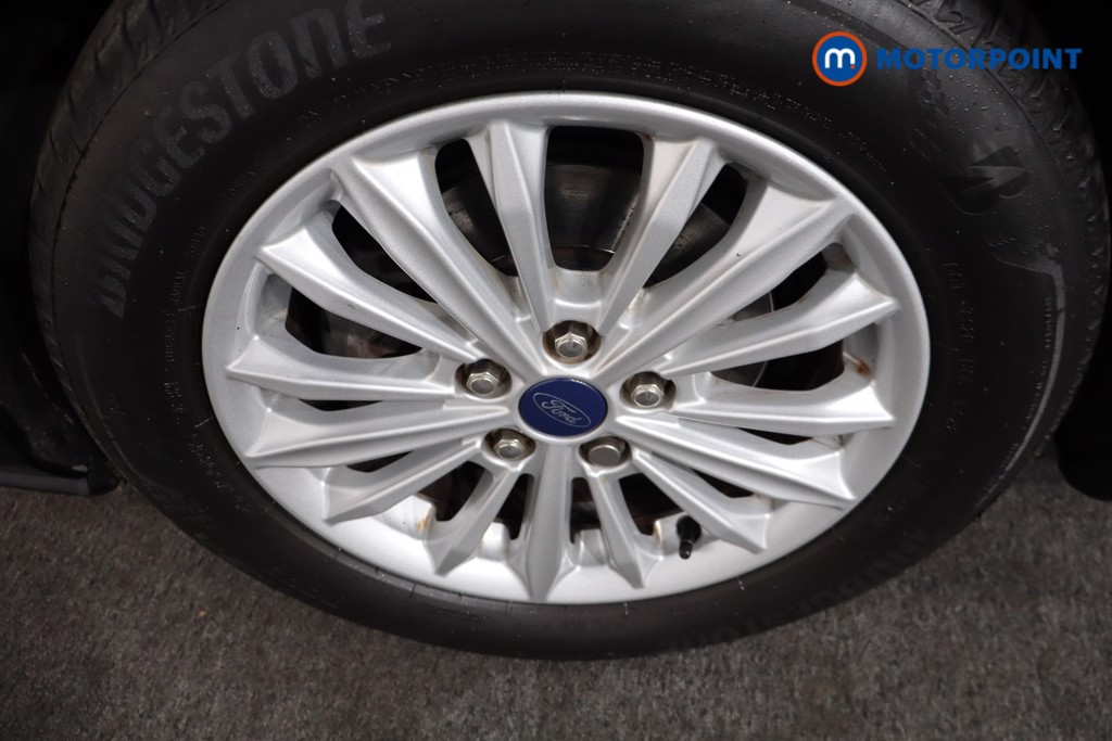 Ford Focus Titanium Manual Petrol Hatchback - Stock Number (1559026) - 11th supplementary image