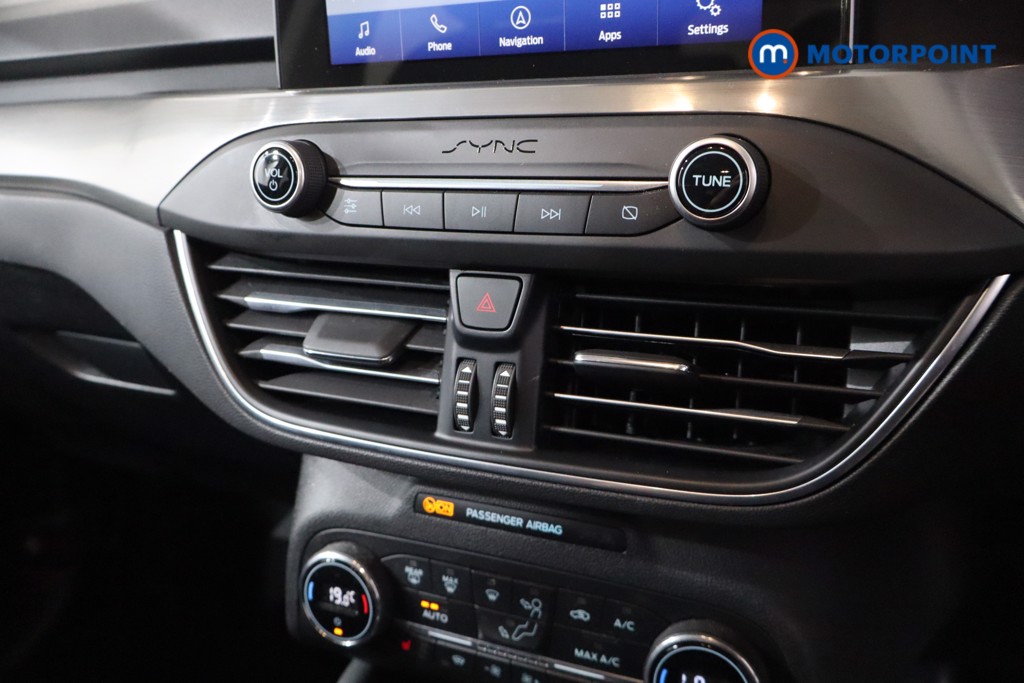 Ford Focus Titanium Manual Petrol Hatchback - Stock Number (1559026) - 14th supplementary image