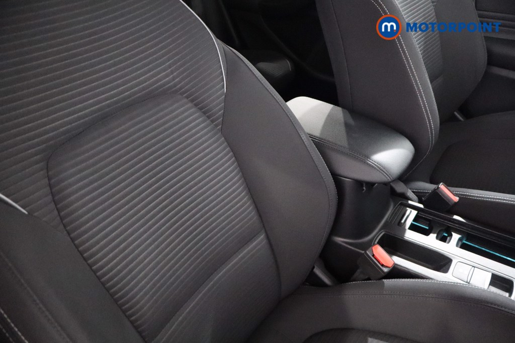 Ford Focus Titanium Manual Petrol Hatchback - Stock Number (1559026) - 24th supplementary image