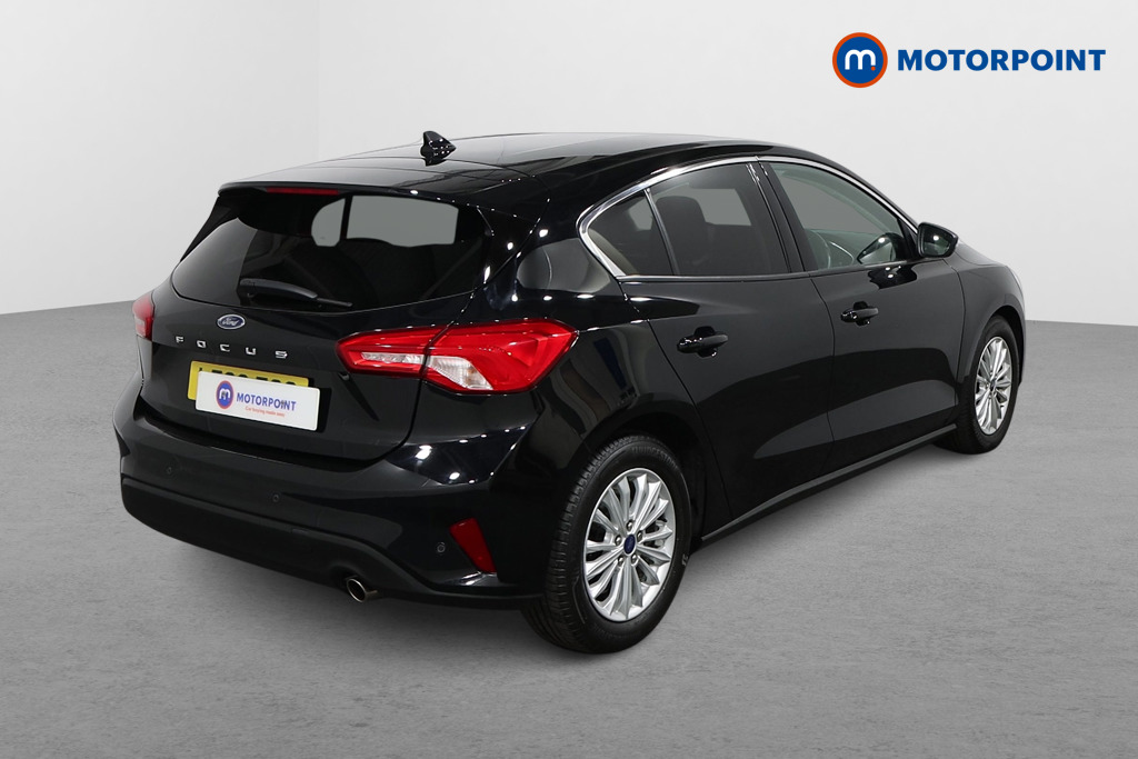 Ford Focus Titanium Manual Petrol Hatchback - Stock Number (1559026) - Drivers side rear corner