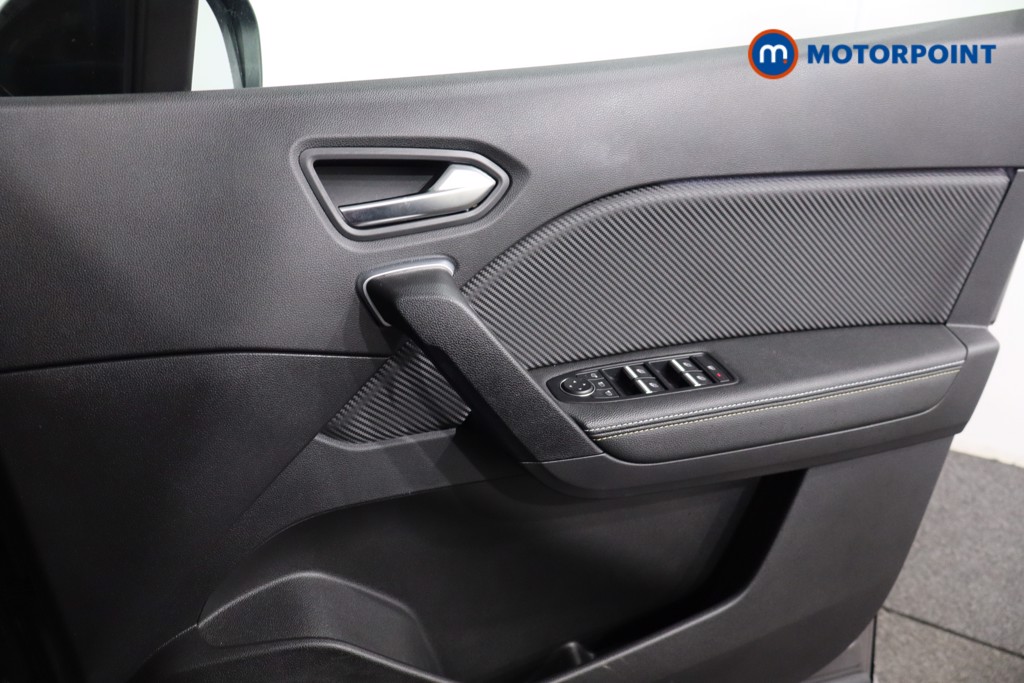 Renault Captur Engineered Bose Edition Automatic Petrol-Electric Hybrid SUV - Stock Number (1560462) - 23rd supplementary image