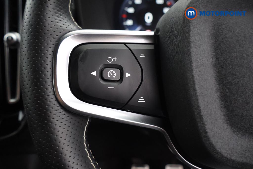 Volvo Xc40 R Design Manual Petrol SUV - Stock Number (1556222) - 3rd supplementary image