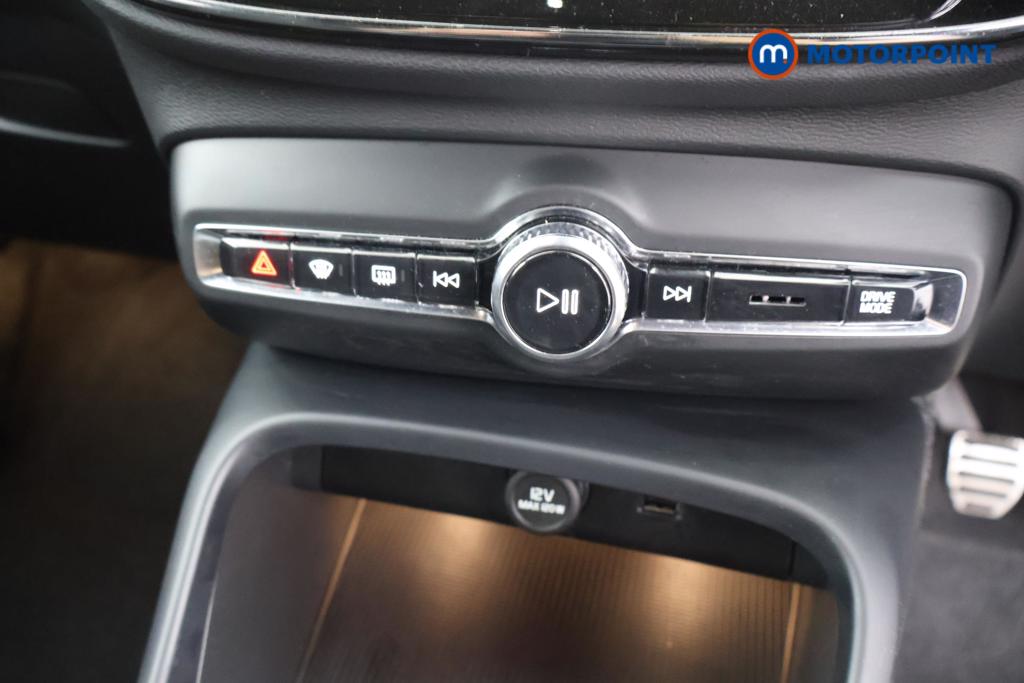Volvo Xc40 R Design Manual Petrol SUV - Stock Number (1556222) - 6th supplementary image