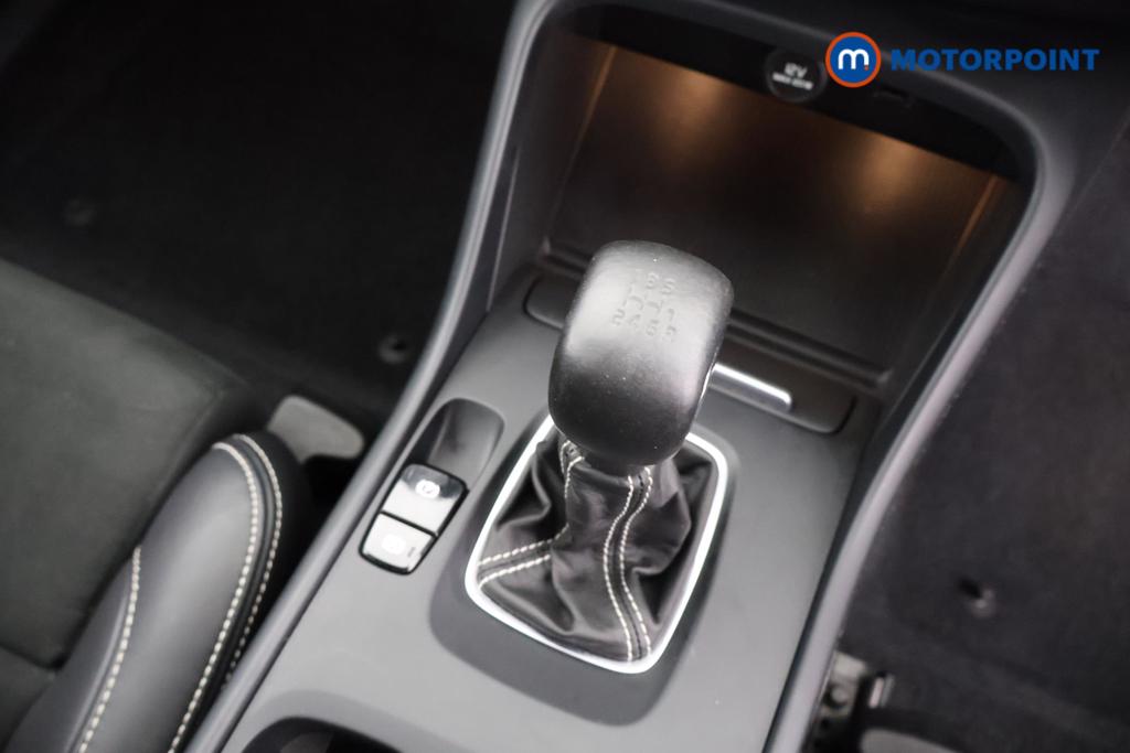 Volvo Xc40 R Design Manual Petrol SUV - Stock Number (1556222) - 7th supplementary image