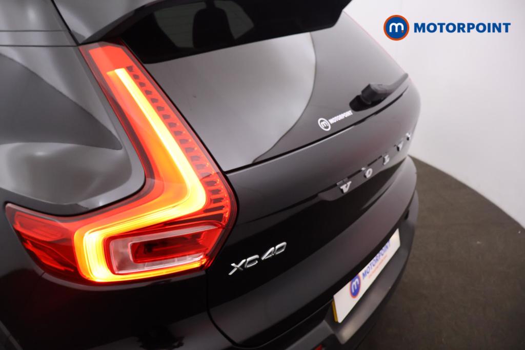 Volvo Xc40 R Design Manual Petrol SUV - Stock Number (1556222) - 15th supplementary image