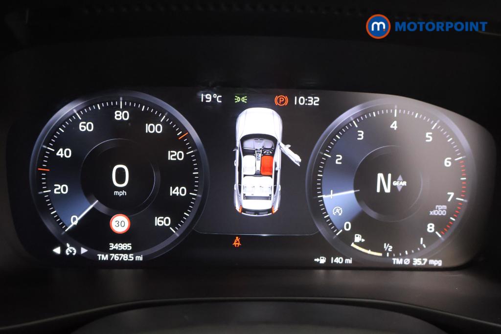 Volvo Xc40 R Design Manual Petrol SUV - Stock Number (1556222) - 1st supplementary image