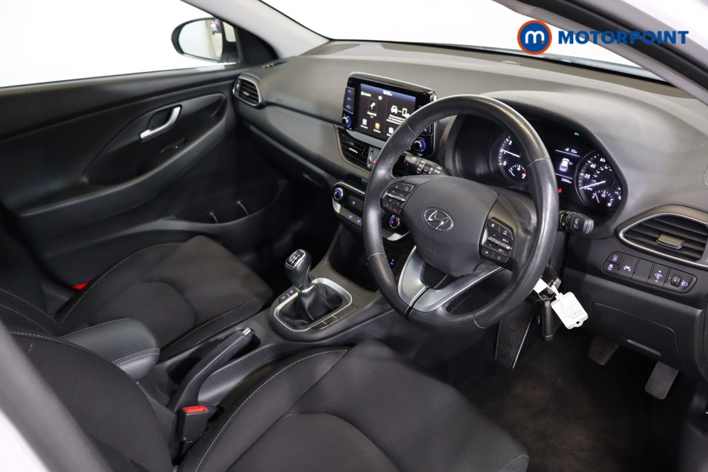 Hyundai I30 SE Manual Petrol Hatchback - Stock Number (1541696) - 1st supplementary image