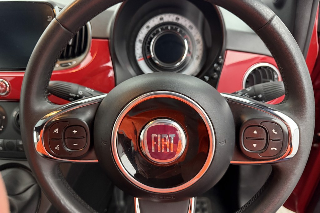 Fiat 500 Dolcevita Manual Petrol-Electric Hybrid Hatchback - Stock Number (1543096) - 2nd supplementary image