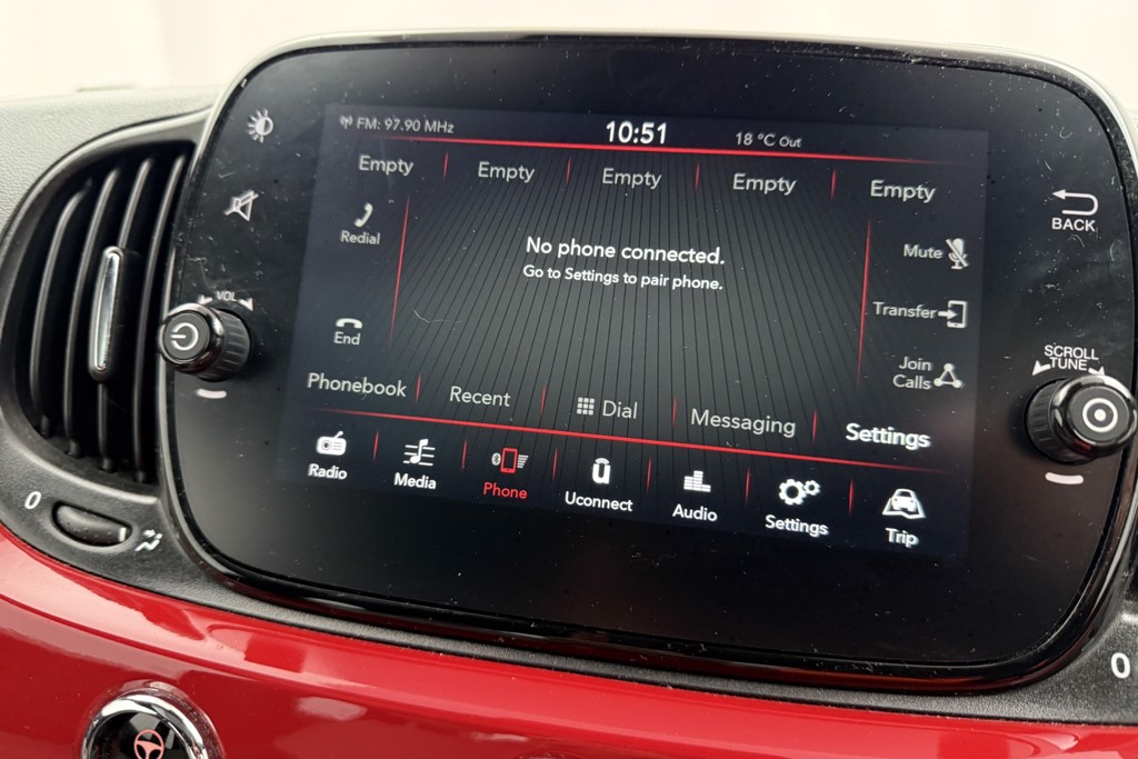 Fiat 500 Dolcevita Manual Petrol-Electric Hybrid Hatchback - Stock Number (1543096) - 6th supplementary image
