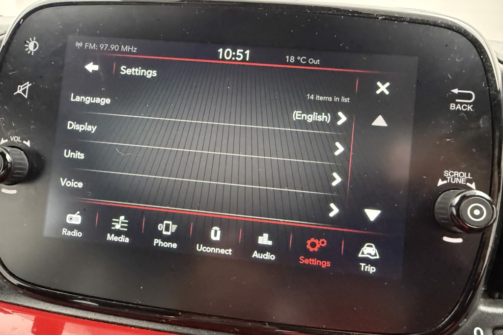 Fiat 500 Dolcevita Manual Petrol-Electric Hybrid Hatchback - Stock Number (1543096) - 9th supplementary image