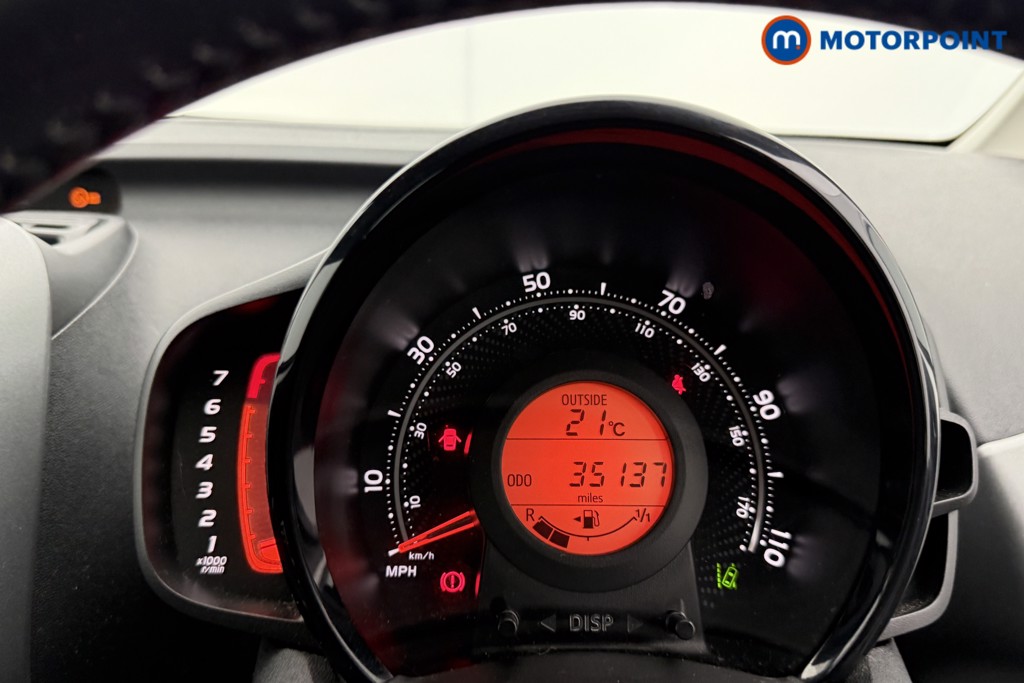 Toyota Aygo X-Play Manual Petrol Hatchback - Stock Number (1547755) - 4th supplementary image