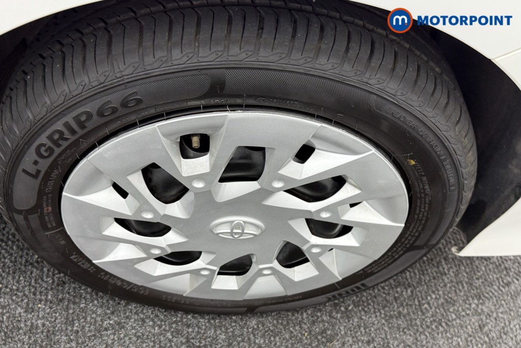 Toyota Aygo X-Play Manual Petrol Hatchback - Stock Number (1547755) - 26th supplementary image