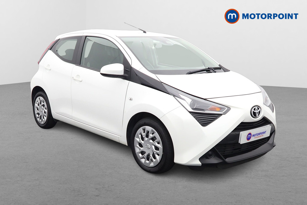 Toyota Aygo X-Play Manual Petrol Hatchback - Stock Number (1547755) - Drivers side front corner