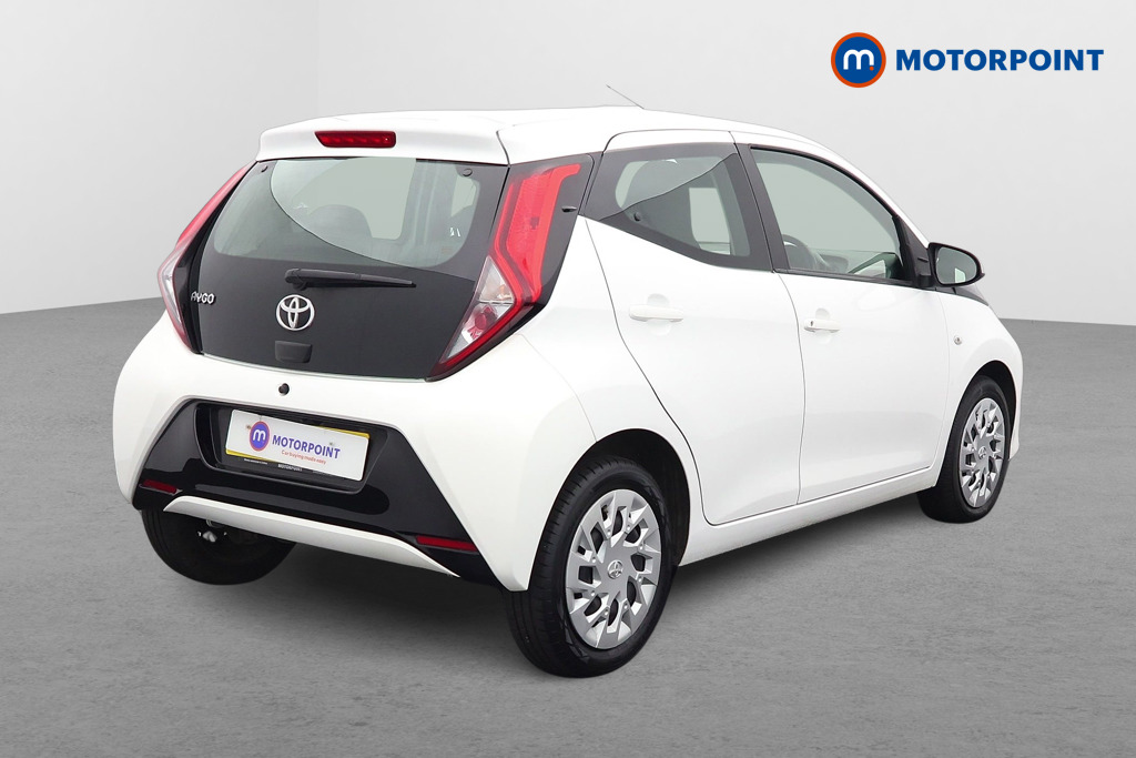 Toyota Aygo X-Play Manual Petrol Hatchback - Stock Number (1547755) - Drivers side rear corner