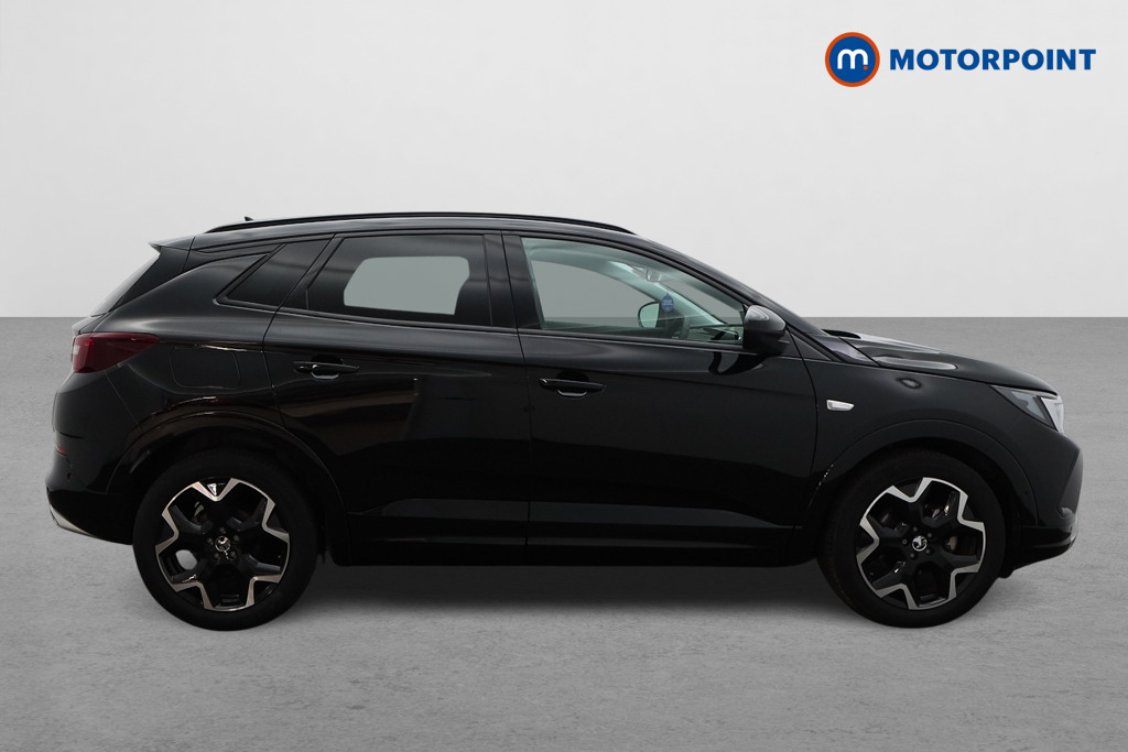 Vauxhall Grandland Ultimate Manual Petrol SUV - Stock Number (1547888) - Drivers side