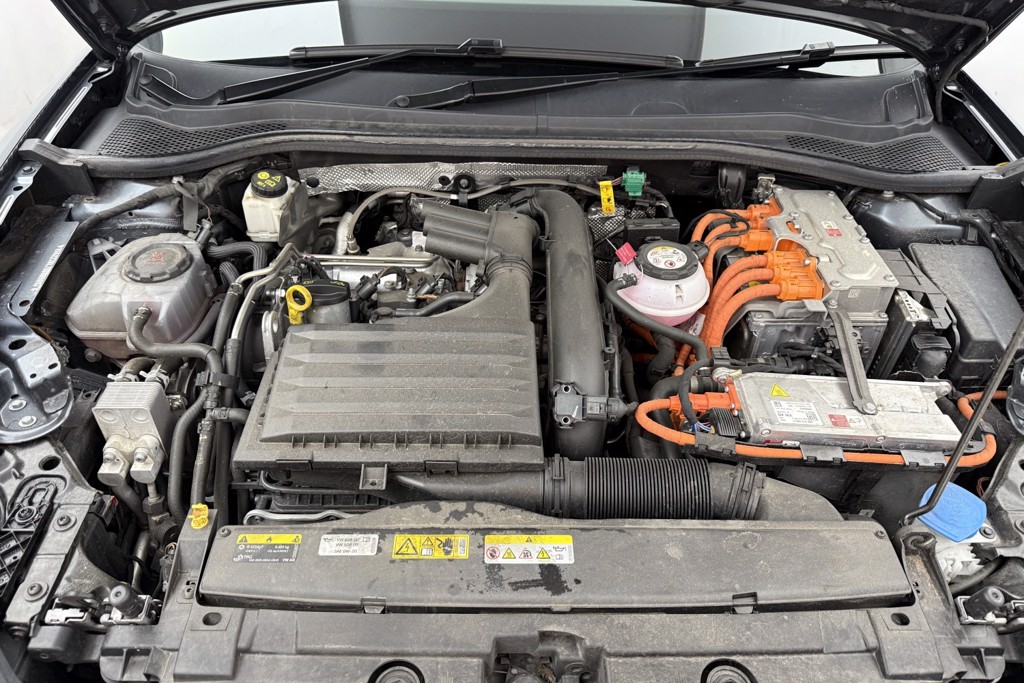Cupra Leon VZ2 Automatic Petrol Plug-In Hybrid Hatchback - Stock Number (1552732) - 27th supplementary image