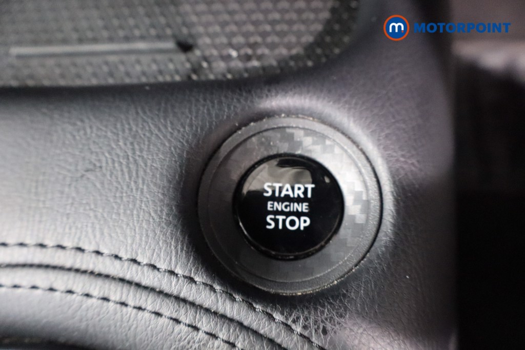 Nissan Juke N-Connecta Manual Petrol SUV - Stock Number (1553969) - 13th supplementary image
