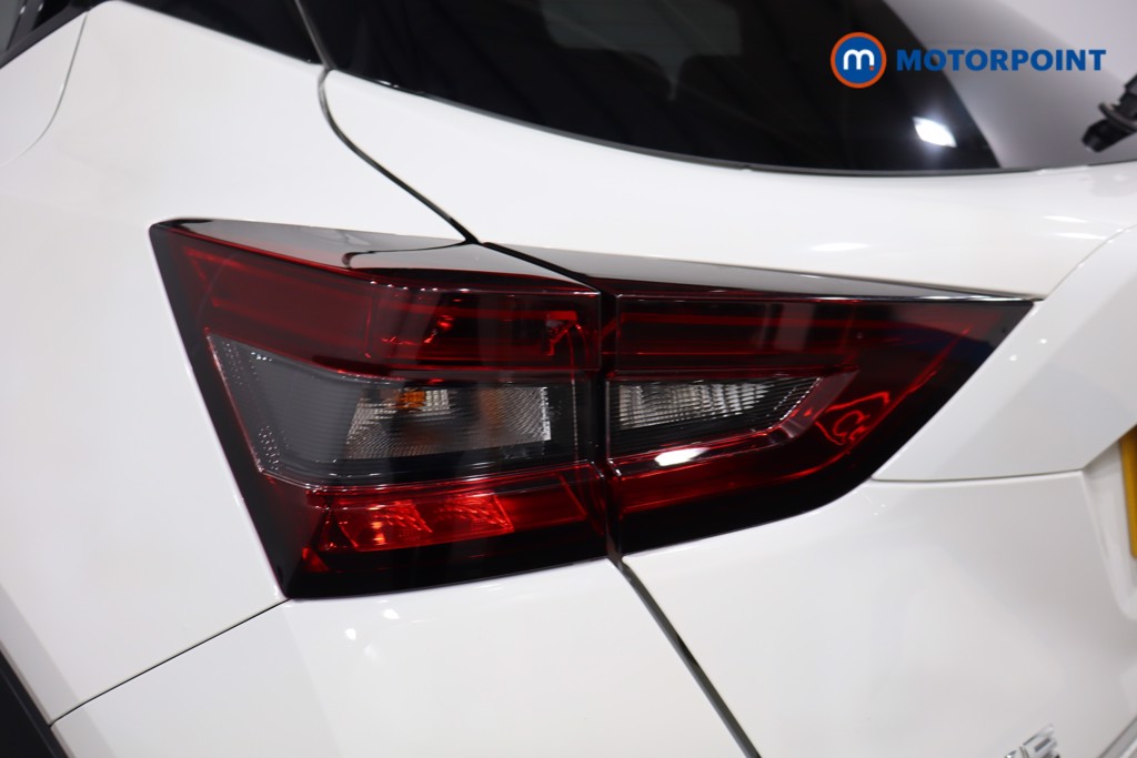 Nissan Juke N-Connecta Manual Petrol SUV - Stock Number (1553969) - 25th supplementary image