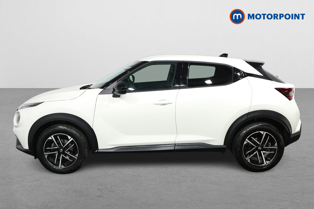 Nissan Juke N-Connecta Manual Petrol SUV - Stock Number (1553969) - Passenger side