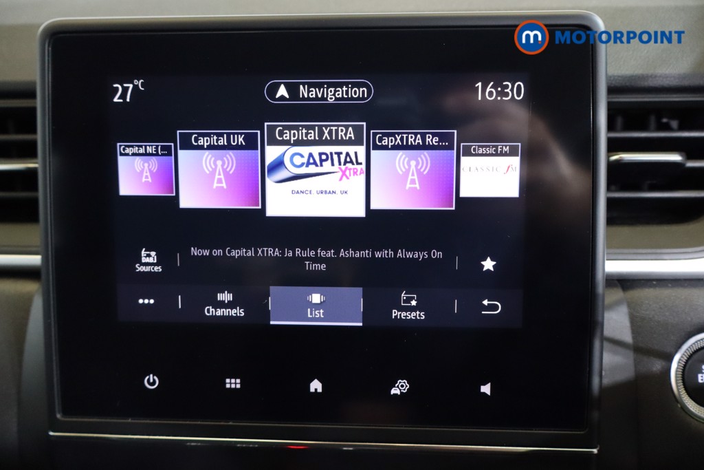 Renault Captur Iconic Manual Petrol SUV - Stock Number (1554289) - 4th supplementary image
