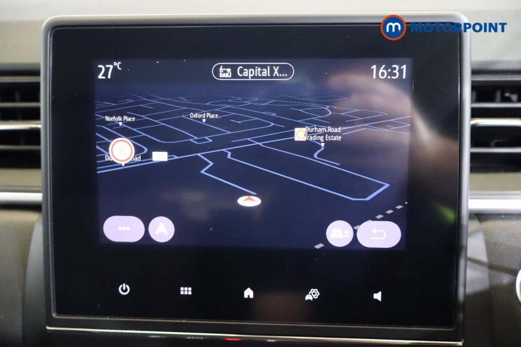 Renault Captur Iconic Manual Petrol SUV - Stock Number (1554289) - 7th supplementary image