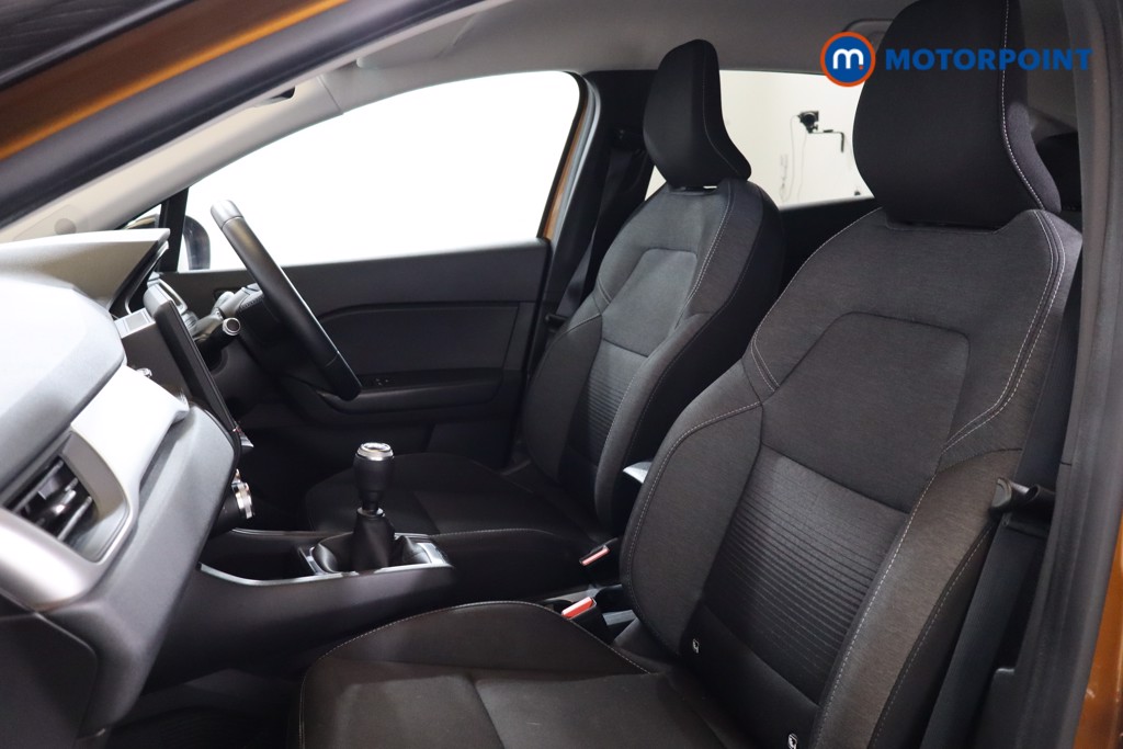Renault Captur Iconic Manual Petrol SUV - Stock Number (1554289) - 17th supplementary image