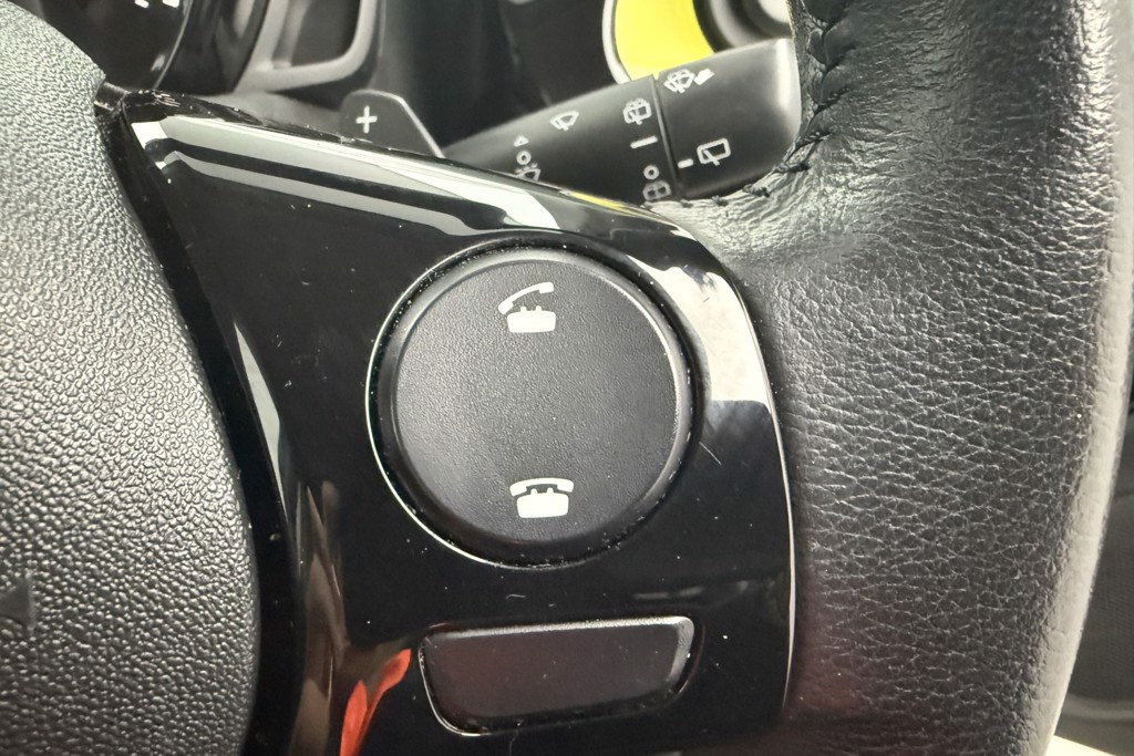 Peugeot 108 Collection Automatic Petrol Hatchback - Stock Number (1554693) - 5th supplementary image