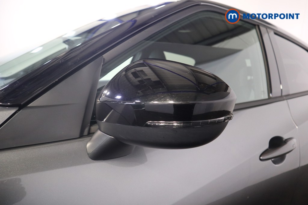 Nissan Juke N-Connecta Manual Petrol SUV - Stock Number (1554841) - 23rd supplementary image