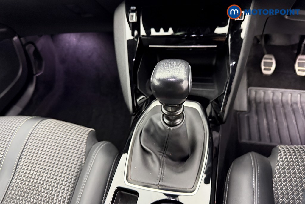 Peugeot 2008 GT Manual Petrol SUV - Stock Number (1554879) - 12th supplementary image