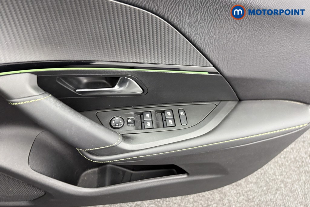 Peugeot 2008 GT Manual Petrol SUV - Stock Number (1554879) - 15th supplementary image