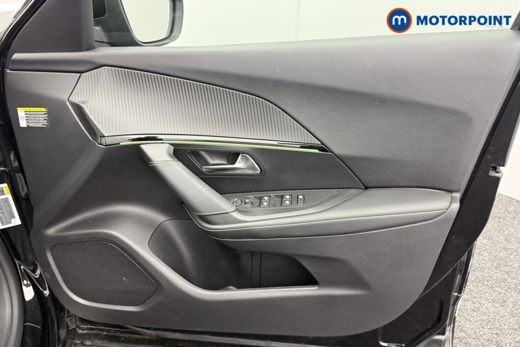 Peugeot 2008 GT Manual Petrol SUV - Stock Number (1554879) - 16th supplementary image