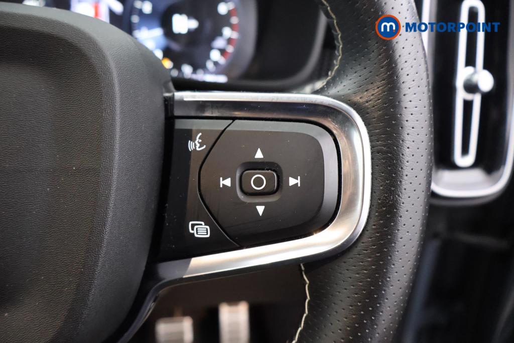Volvo Xc40 R Design Manual Petrol SUV - Stock Number (1555123) - 3rd supplementary image