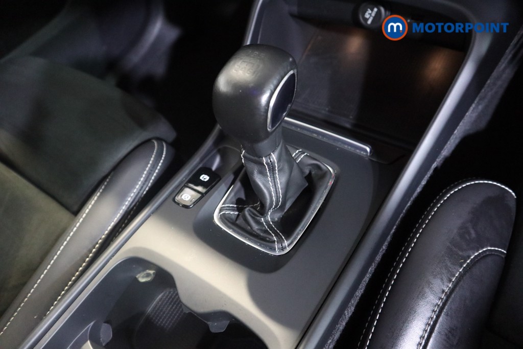 Volvo Xc40 R Design Manual Petrol SUV - Stock Number (1555129) - 8th supplementary image