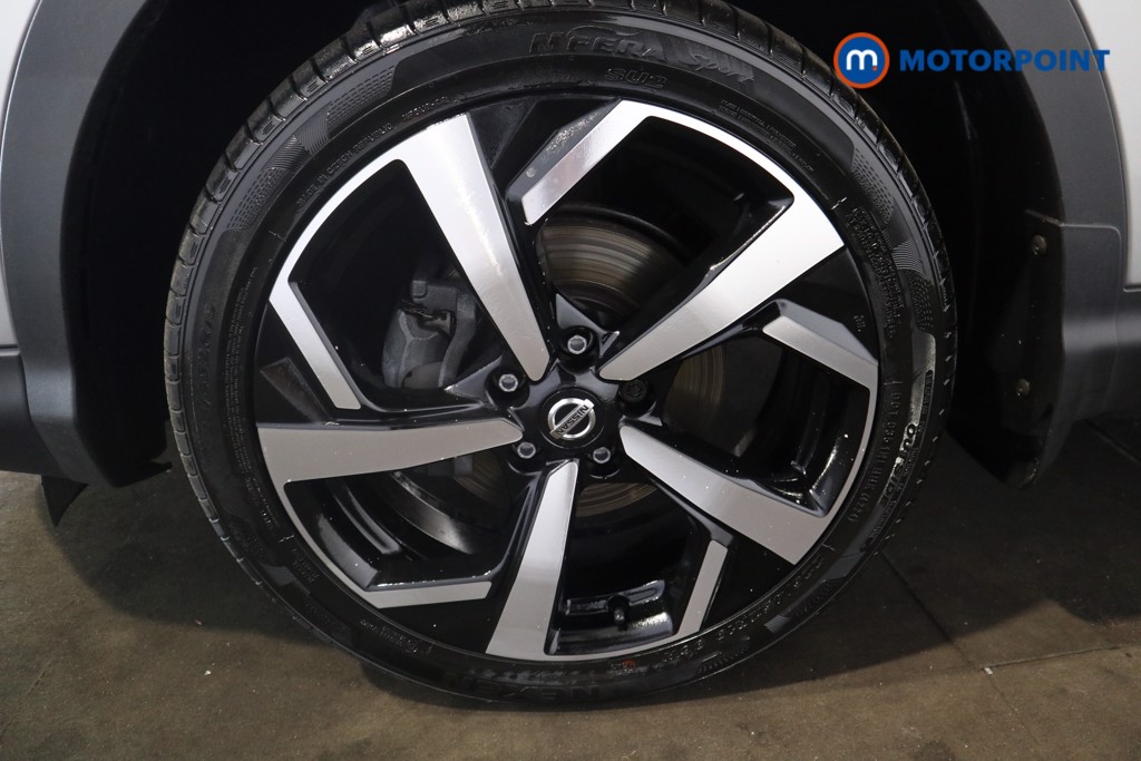 Nissan Qashqai Tekna Manual Petrol SUV - Stock Number (1555281) - 15th supplementary image