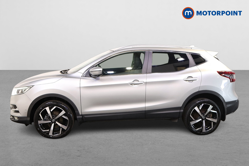 Nissan Qashqai Tekna Manual Petrol SUV - Stock Number (1555281) - Passenger side