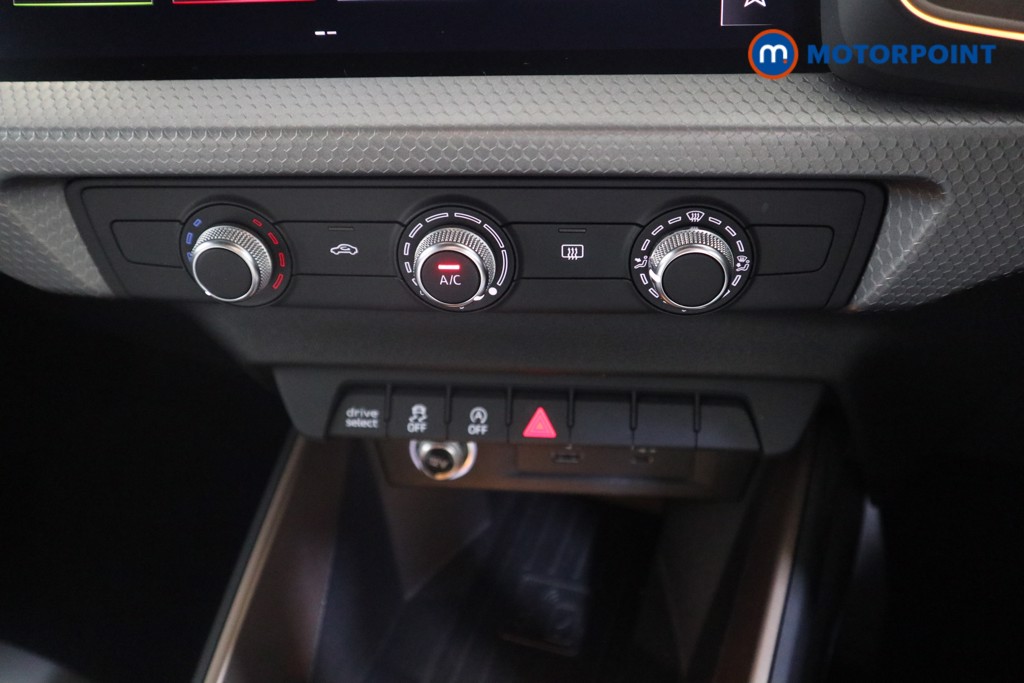 Audi A1 S Line Contrast Edition Automatic Petrol Hatchback - Stock Number (1555308) - 7th supplementary image