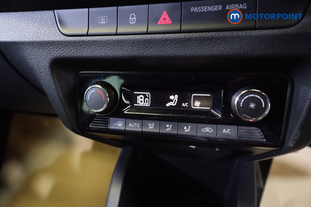 Skoda Fabia Monte Carlo Manual Petrol Hatchback - Stock Number (1555448) - 4th supplementary image