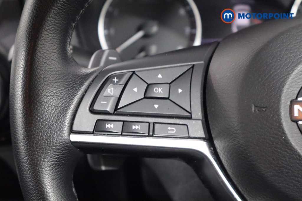 Nissan Juke N-Connecta Automatic Petrol SUV - Stock Number (1555581) - 7th supplementary image
