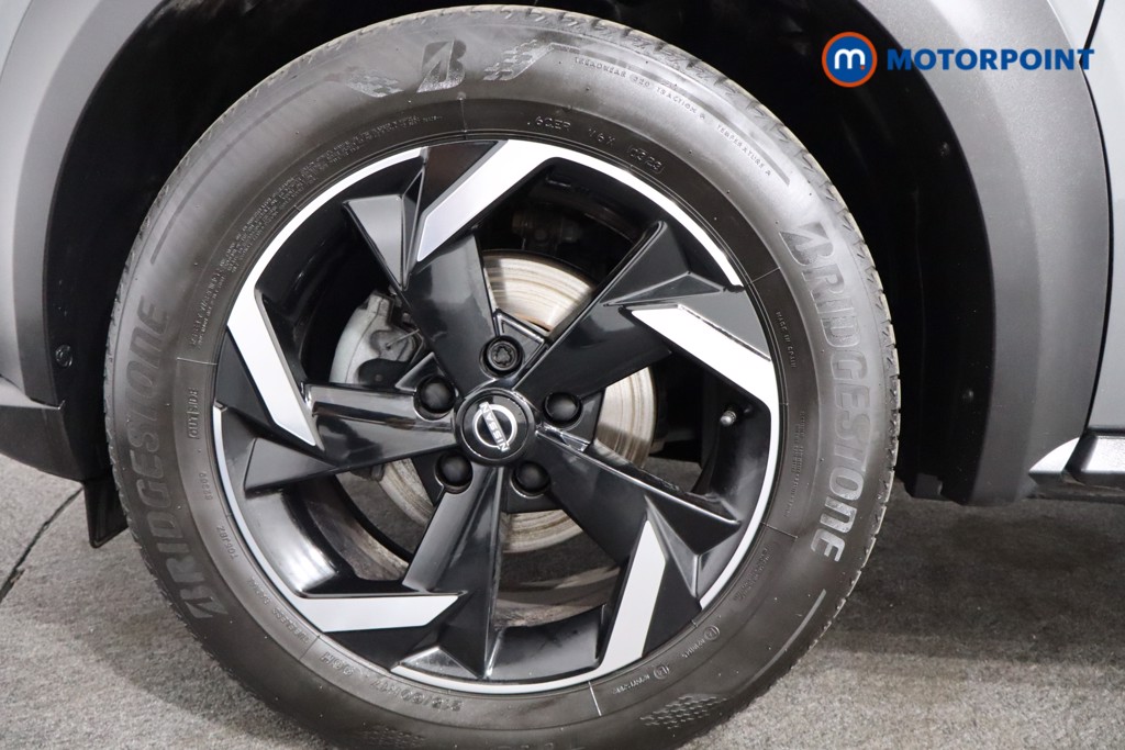 Nissan Juke N-Connecta Automatic Petrol SUV - Stock Number (1555581) - 11th supplementary image