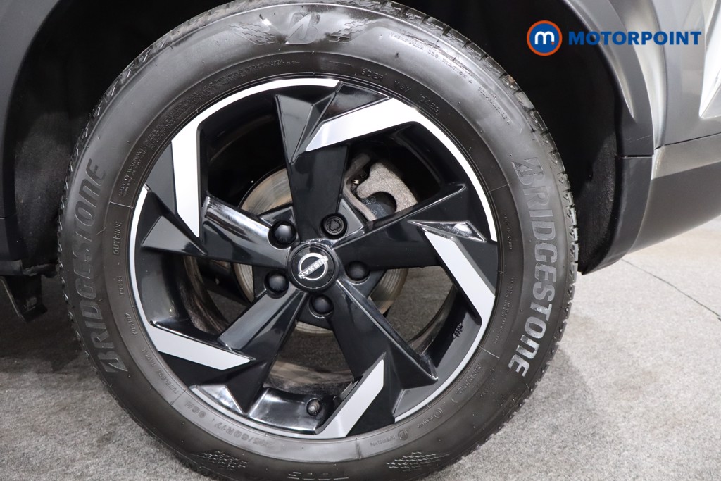 Nissan Juke N-Connecta Automatic Petrol SUV - Stock Number (1555581) - 12th supplementary image