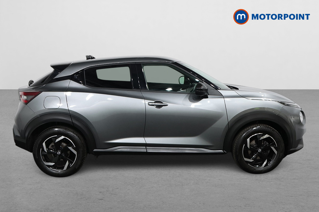 Nissan Juke N-Connecta Automatic Petrol SUV - Stock Number (1555581) - Drivers side