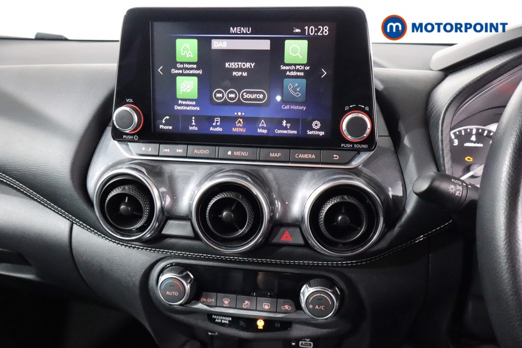 Nissan Juke N-Connecta Automatic Petrol SUV - Stock Number (1555584) - 15th supplementary image