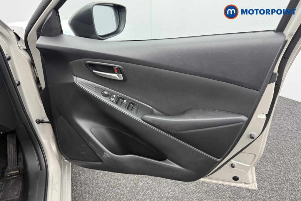 Mazda 2 Homura Manual Petrol-Electric Hybrid Hatchback - Stock Number (1555951) - 16th supplementary image