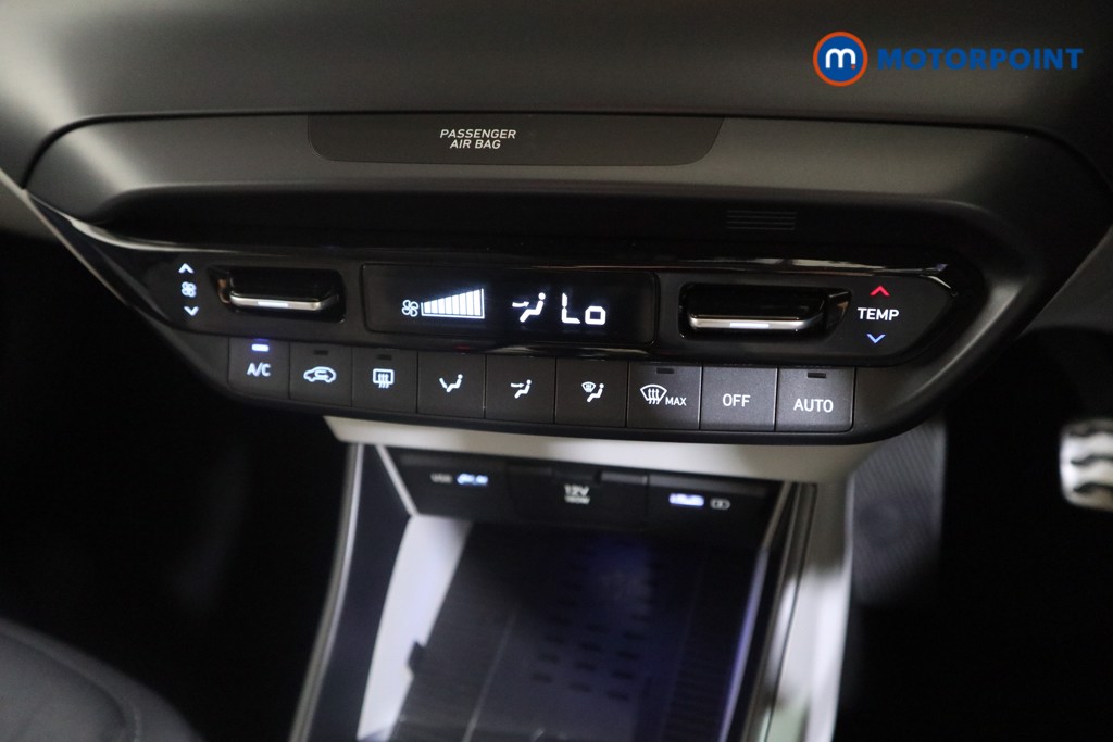 Hyundai Bayon Ultimate Manual Petrol-Electric Hybrid SUV - Stock Number (1556339) - 7th supplementary image