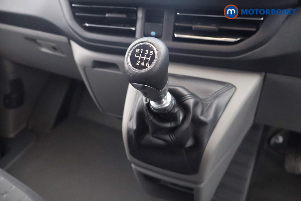Ford Transit Custom Limited Manual Diesel Panel Van - Stock Number (1556941) - 6th supplementary image